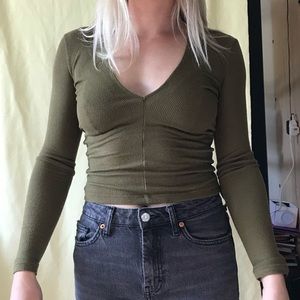 American appeal green v neck long sleeve